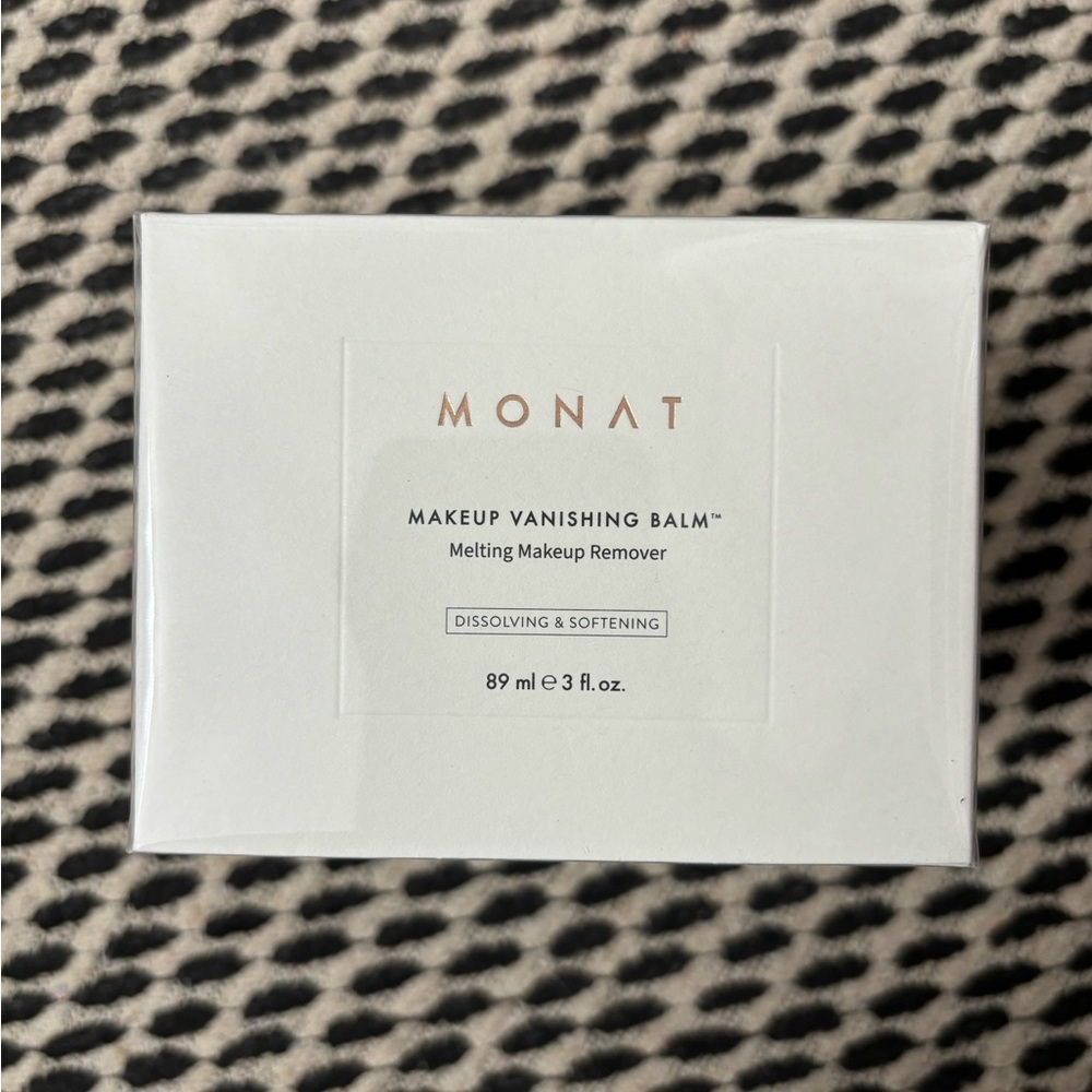 MONAT makeup vanishing balm
